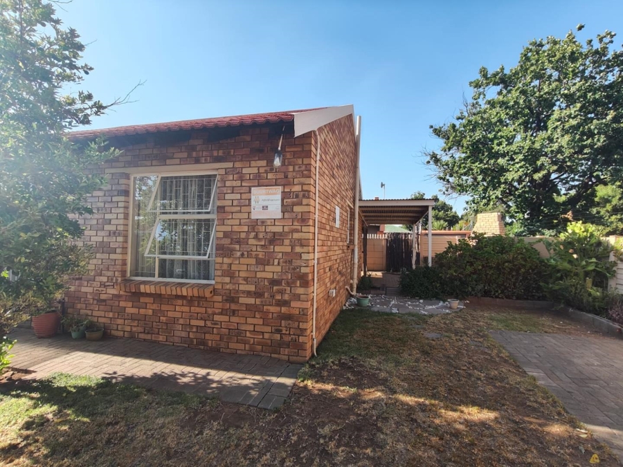 2 Bedroom Property for Sale in Hospitaalpark Free State